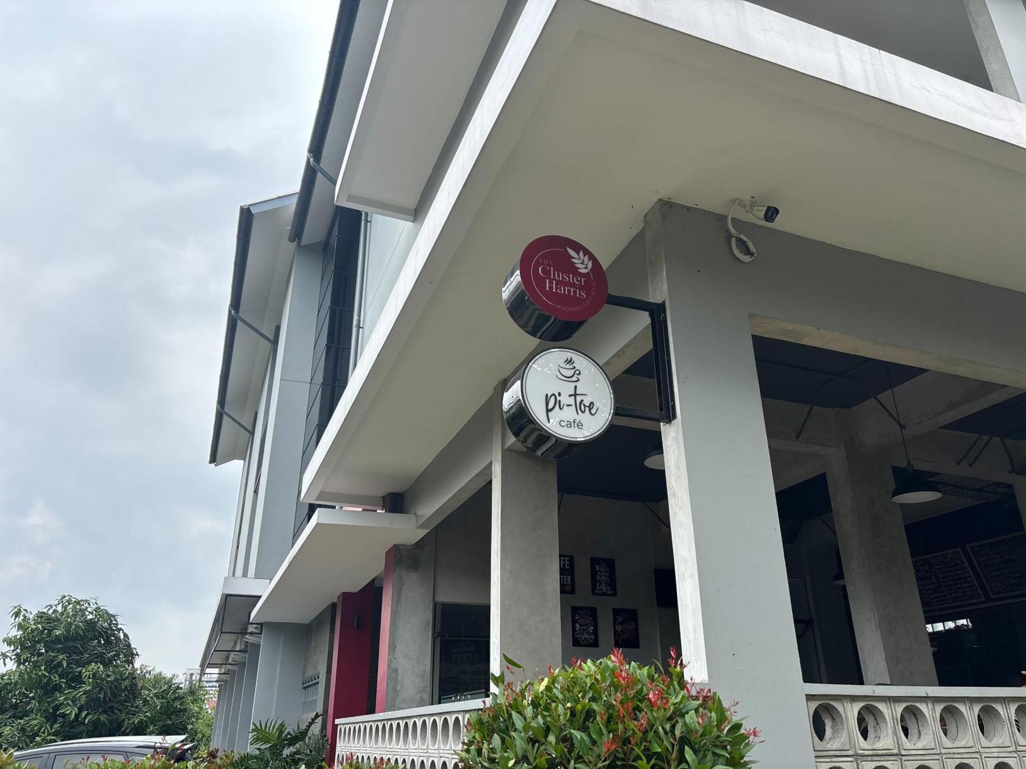 Bed and Breakfast The Cluster Harris Cimahi Exterior foto