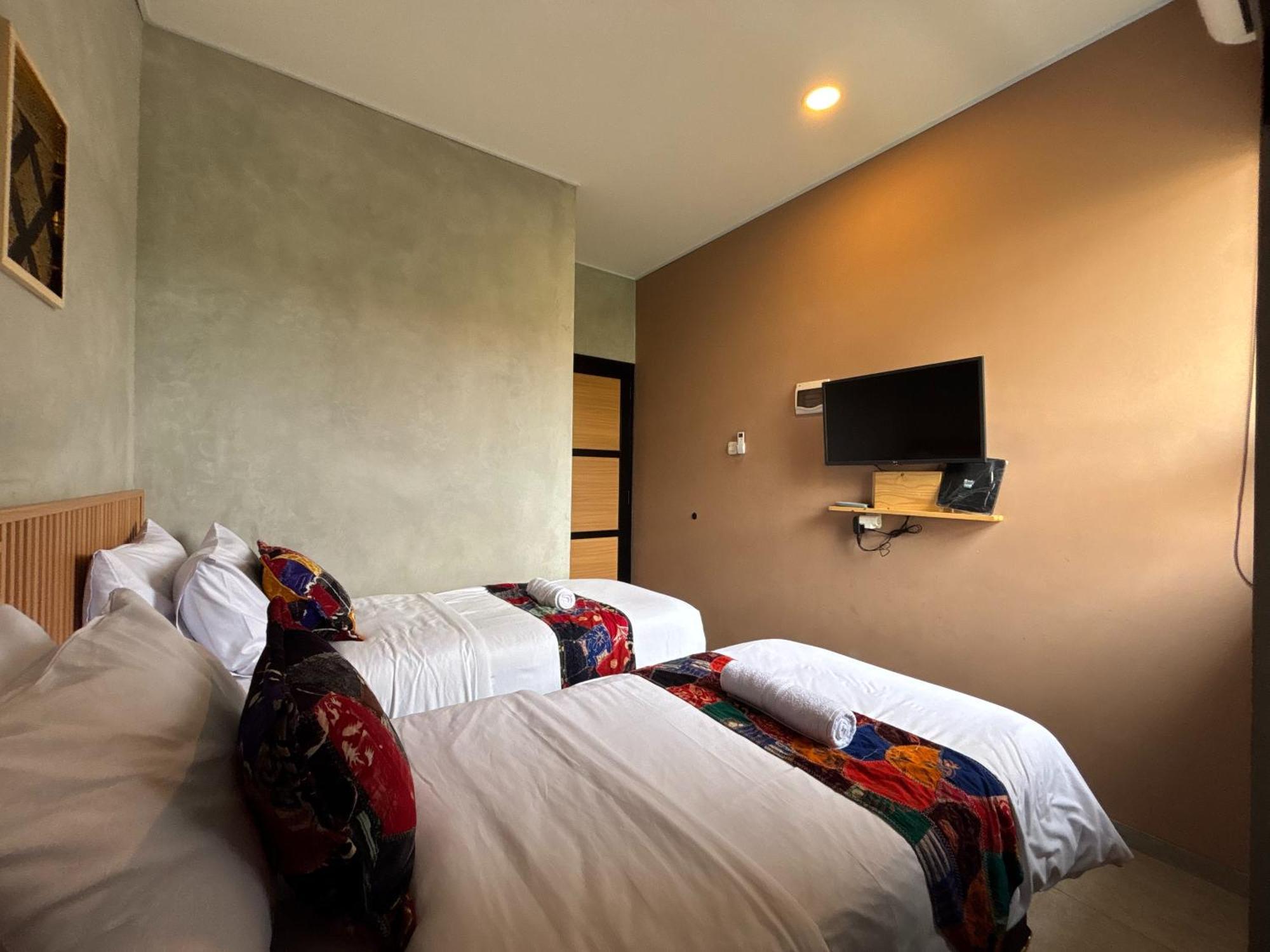 Bed and Breakfast The Cluster Harris Cimahi Exterior foto