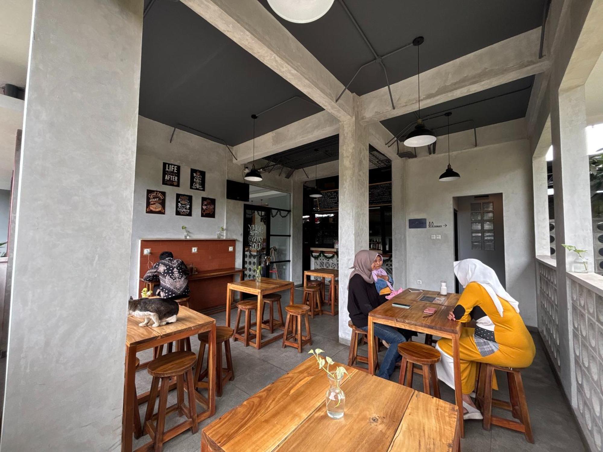 Bed and Breakfast The Cluster Harris Cimahi Exterior foto